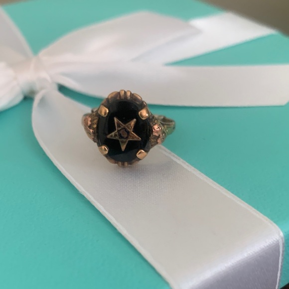 Jewelry - Elegant Black and Gold eastern Star Ring OES vintage 10kt